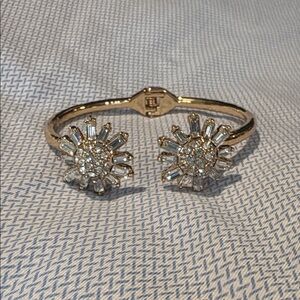 Elegant Gold and Silver Floral Bracelet